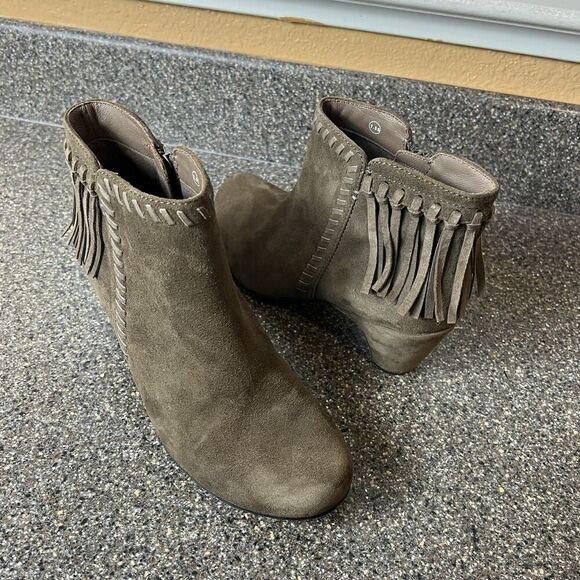 Earthies Shoes - Earthies Taupe Brown Ankle Boots Heeled Fringe Womens Sz 7.5B Comfort Casual Zip